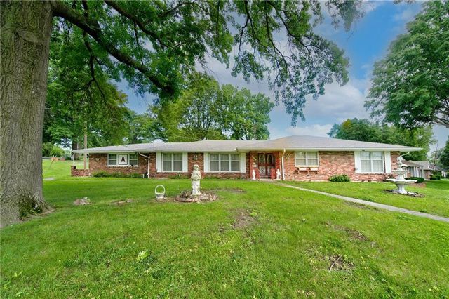 3630 S Forest Avenue, Independence, MO 64052