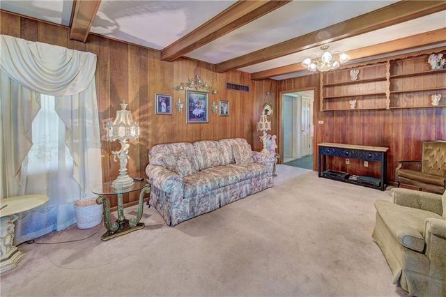3630 S Forest Avenue, Independence, MO 64052
