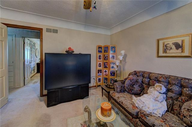 3630 S Forest Avenue, Independence, MO 64052