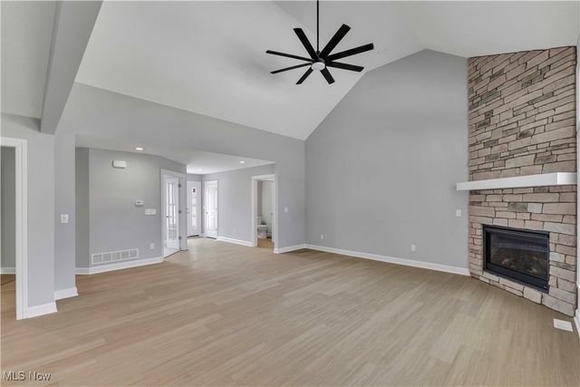 7637 Springfield Drive, Valley City, OH 44280