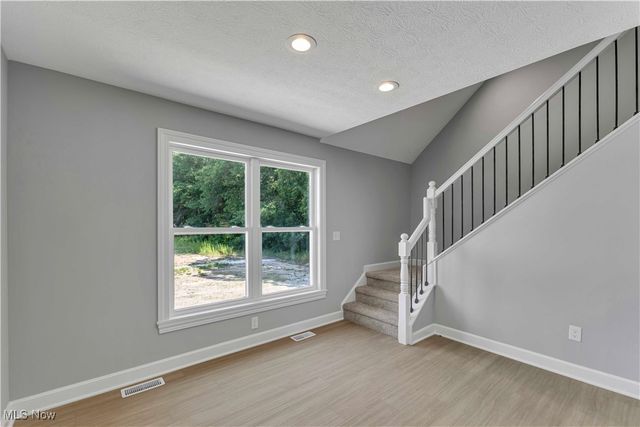 7637 Springfield Drive, Valley City, OH 44280