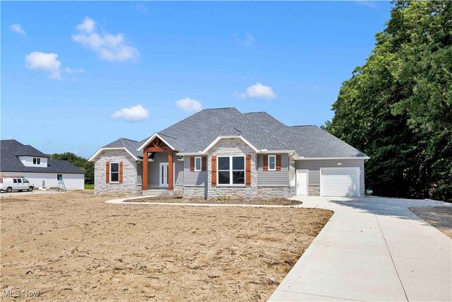 7637 Springfield Drive, Valley City, OH 44280