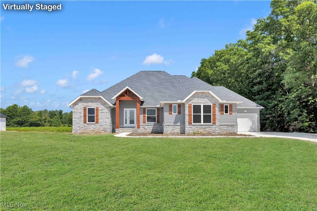 7637 Springfield Drive, Valley City, OH 44280