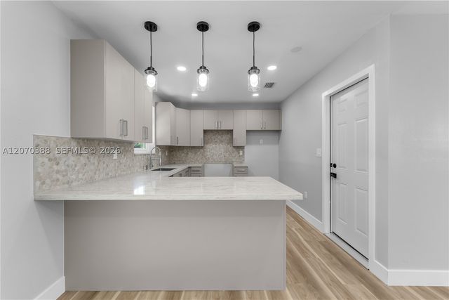 425 NW 17th St, Homestead, FL 33030