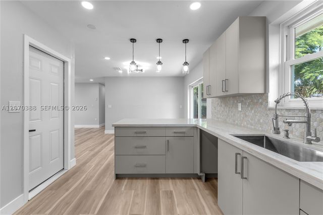 425 NW 17th St, Homestead, FL 33030