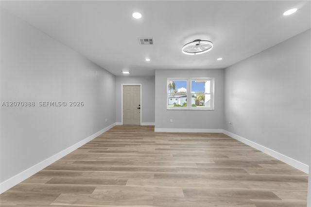 425 NW 17th St, Homestead, FL 33030