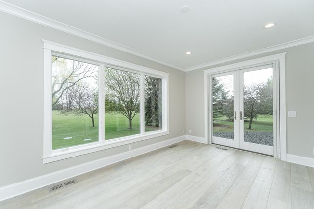 2736 Headland Court SW, Rochester, MN 55902