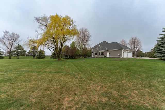 2736 Headland Court SW, Rochester, MN 55902