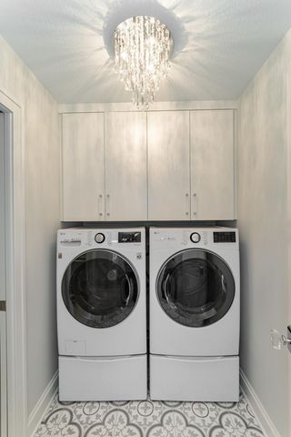 2736 Headland Court SW, Rochester, MN 55902