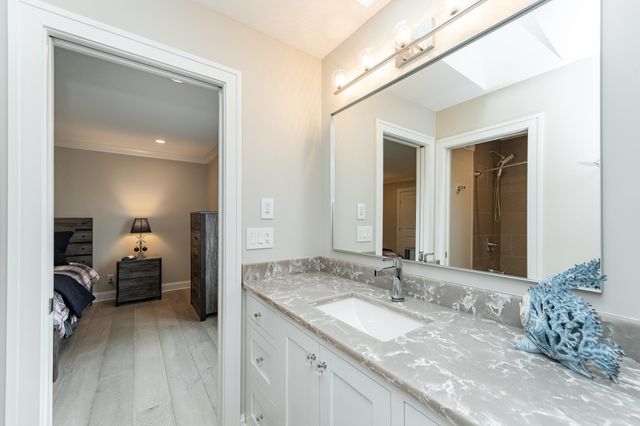 2736 Headland Court SW, Rochester, MN 55902