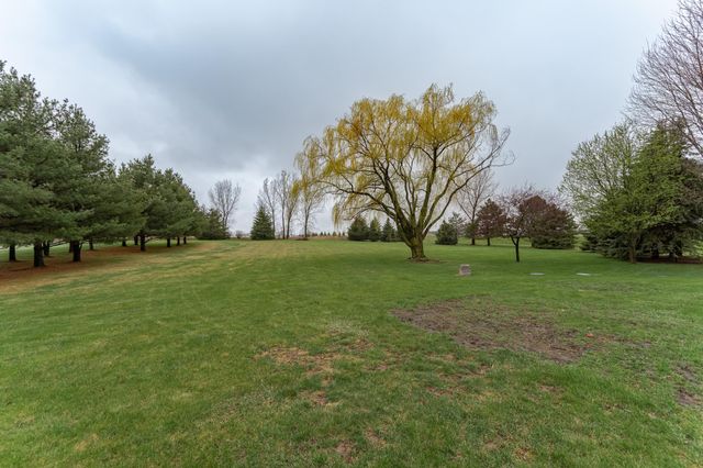 2736 Headland Court SW, Rochester, MN 55902