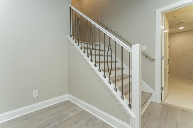 2736 Headland Court SW, Rochester, MN 55902