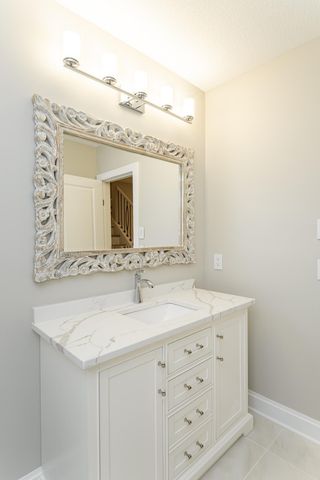 2736 Headland Court SW, Rochester, MN 55902