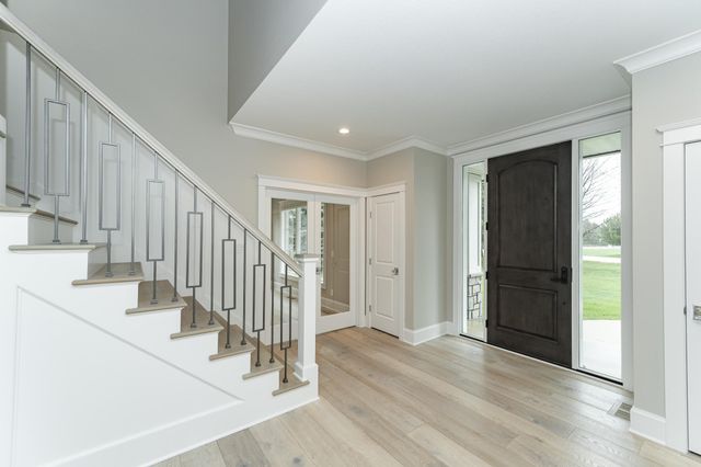 2736 Headland Court SW, Rochester, MN 55902