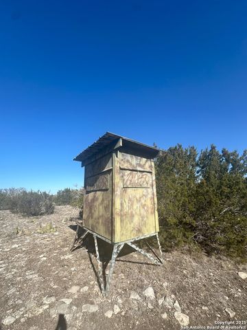 TBD SD74100, Rocksprings, TX 78880