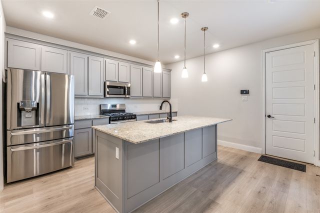 1515 Jackson Street, Carrollton, TX 75006