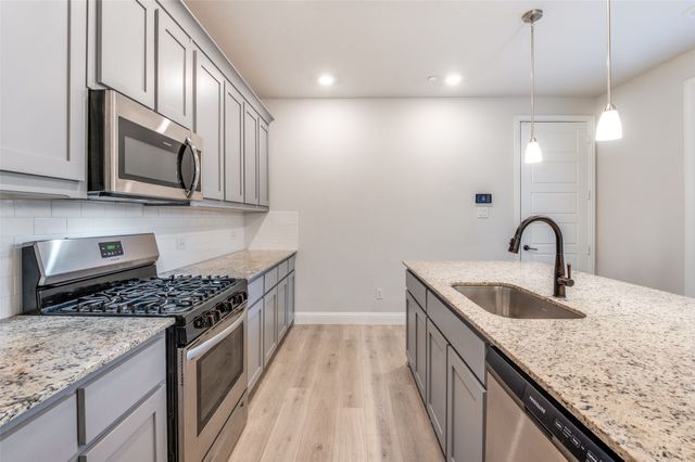 1515 Jackson Street, Carrollton, TX 75006