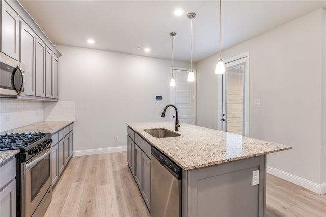 1515 Jackson Street, Carrollton, TX 75006