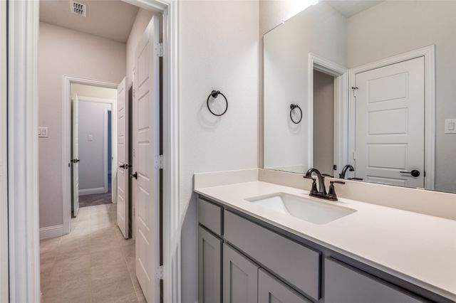 1515 Jackson Street, Carrollton, TX 75006