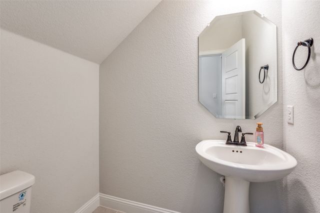 1515 Jackson Street, Carrollton, TX 75006