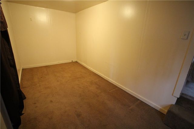 645 Illinois Ave, Braddock Hills, PA 15221