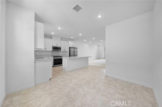 109 S Laxore Street 304, Anaheim, CA 92804