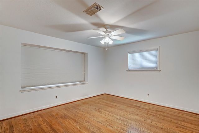 1202 Shadeland Drive, Houston, TX 77043