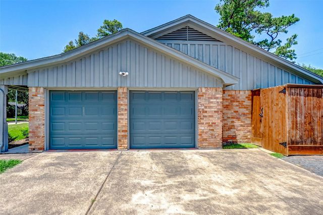 1202 Shadeland Drive, Houston, TX 77043