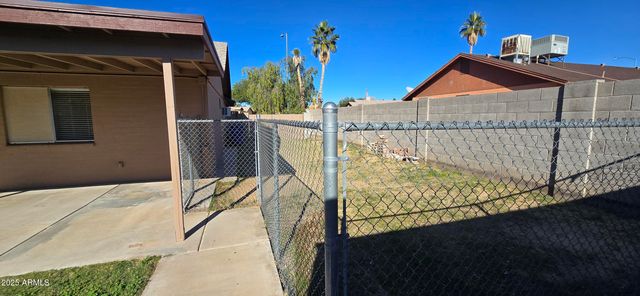 6507 E JENSEN Street, Mesa, AZ 85205