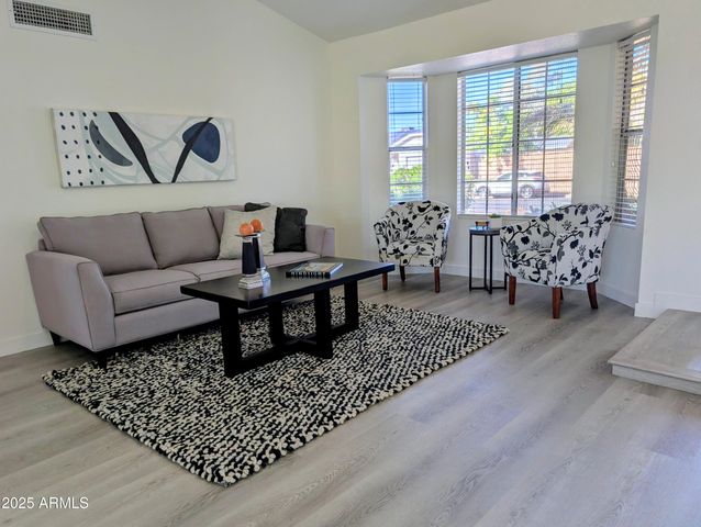 6507 E JENSEN Street, Mesa, AZ 85205