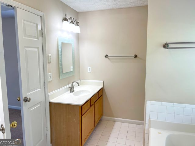 960 Millrace Way, Sugar Hill, GA 30518