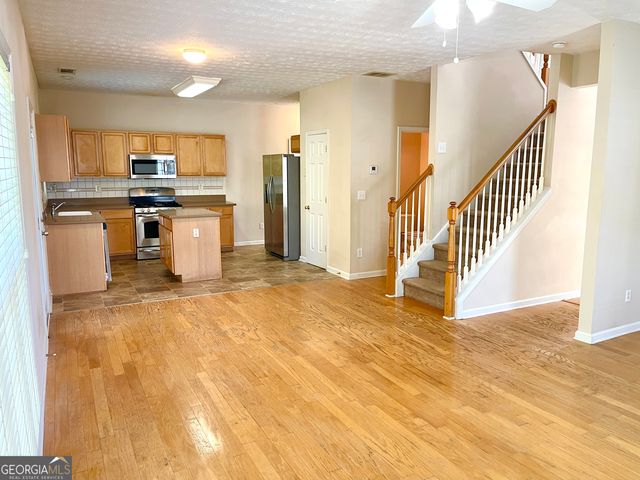 960 Millrace Way, Sugar Hill, GA 30518