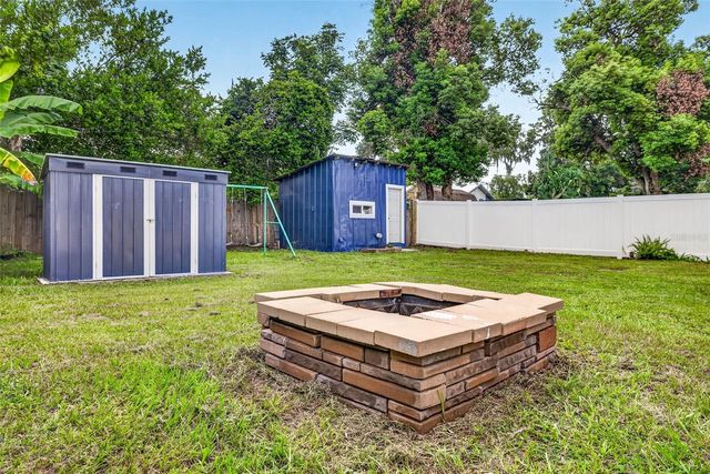 14352 LAWRENCE STREET, Dade City, FL 33523