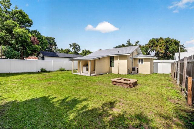 14352 LAWRENCE STREET, Dade City, FL 33523