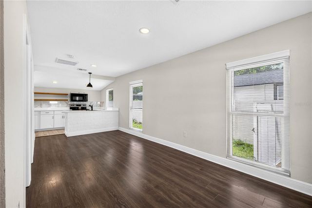 14352 LAWRENCE STREET, Dade City, FL 33523