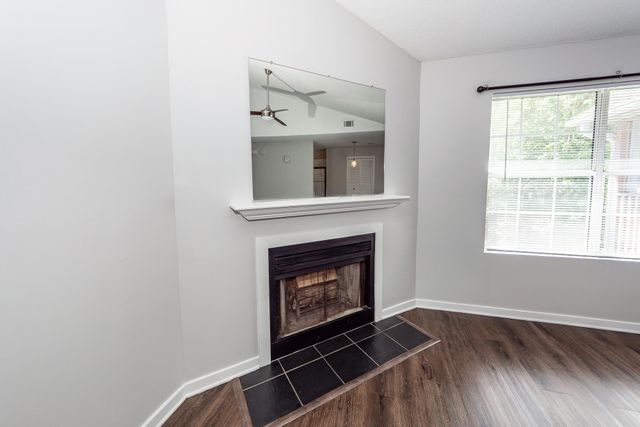 7955 Timbercreek Unit G, North Charleston, SC 29418