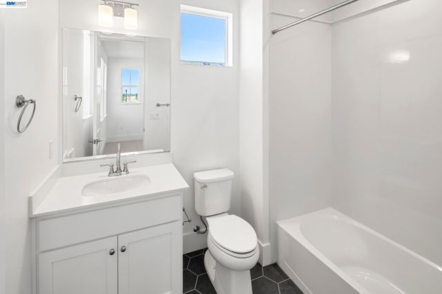 10 Grey Whale Place, Bethel Island, CA 94511