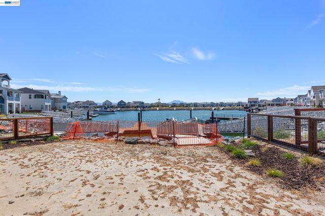 10 Grey Whale Place, Bethel Island, CA 94511