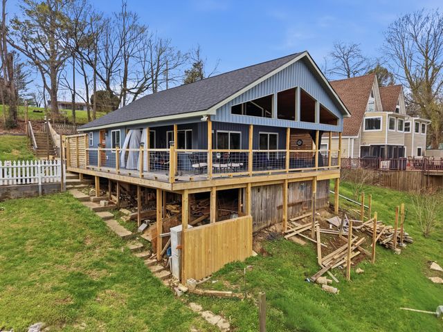 1768 Wells Landing Road, Danville, KY 40422