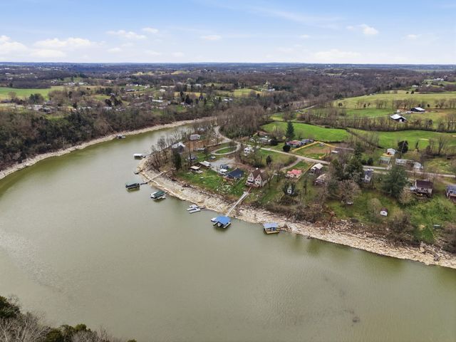 1768 Wells Landing Road, Danville, KY 40422