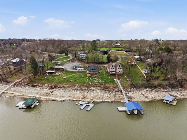 1768 Wells Landing Road, Danville, KY 40422