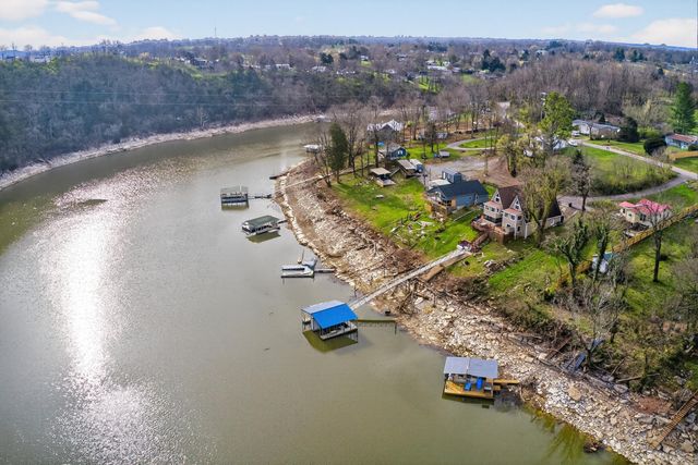 1768 Wells Landing Road, Danville, KY 40422