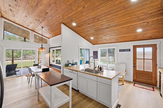 1768 Wells Landing Road, Danville, KY 40422