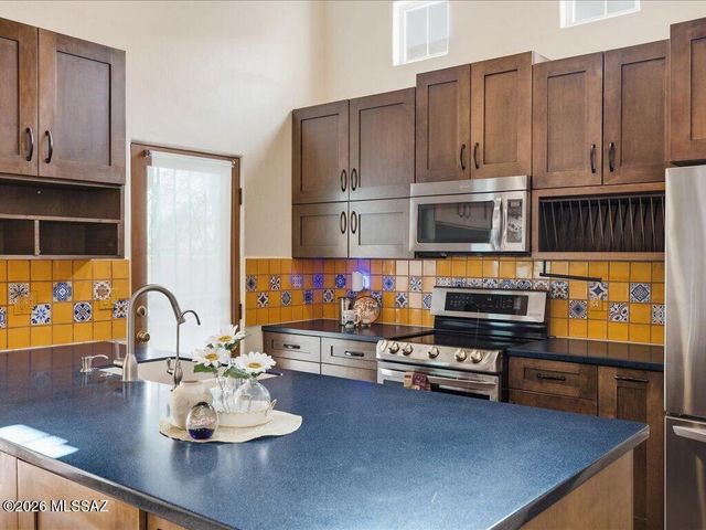 5280 S Thunder Sky Way, Tucson, AZ 85747