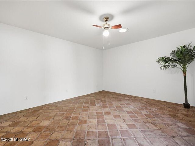 5280 S Thunder Sky Way, Tucson, AZ 85747