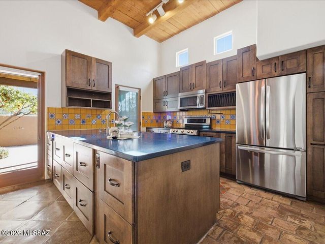 5280 S Thunder Sky Way, Tucson, AZ 85747