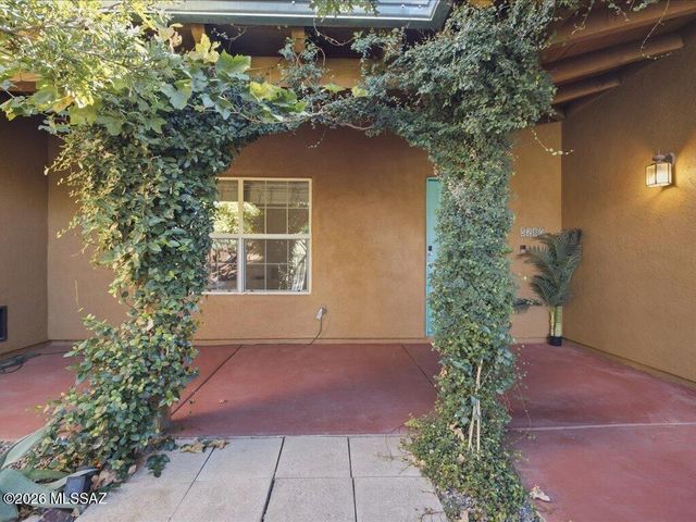 5280 S Thunder Sky Way, Tucson, AZ 85747