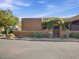 5280 S Thunder Sky Way, Tucson, AZ 85747