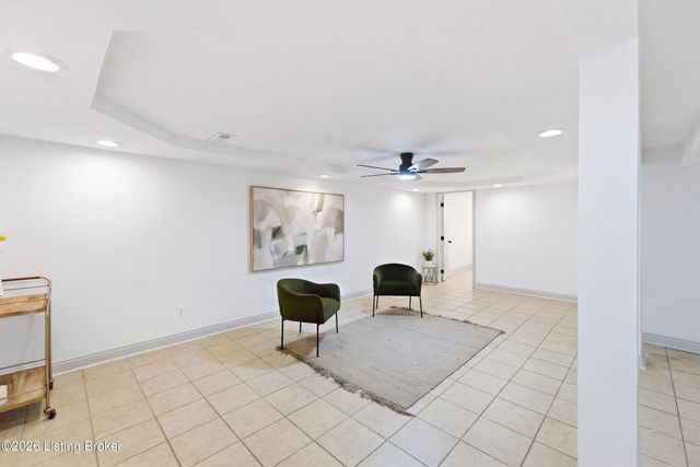 3700 Templewood Dr, Louisville, KY 40219