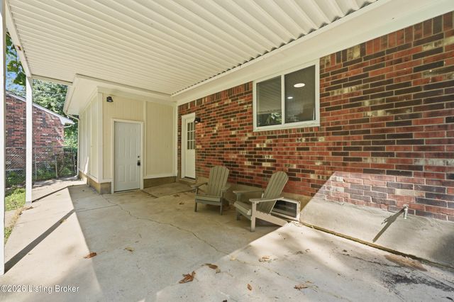 3700 Templewood Dr, Louisville, KY 40219